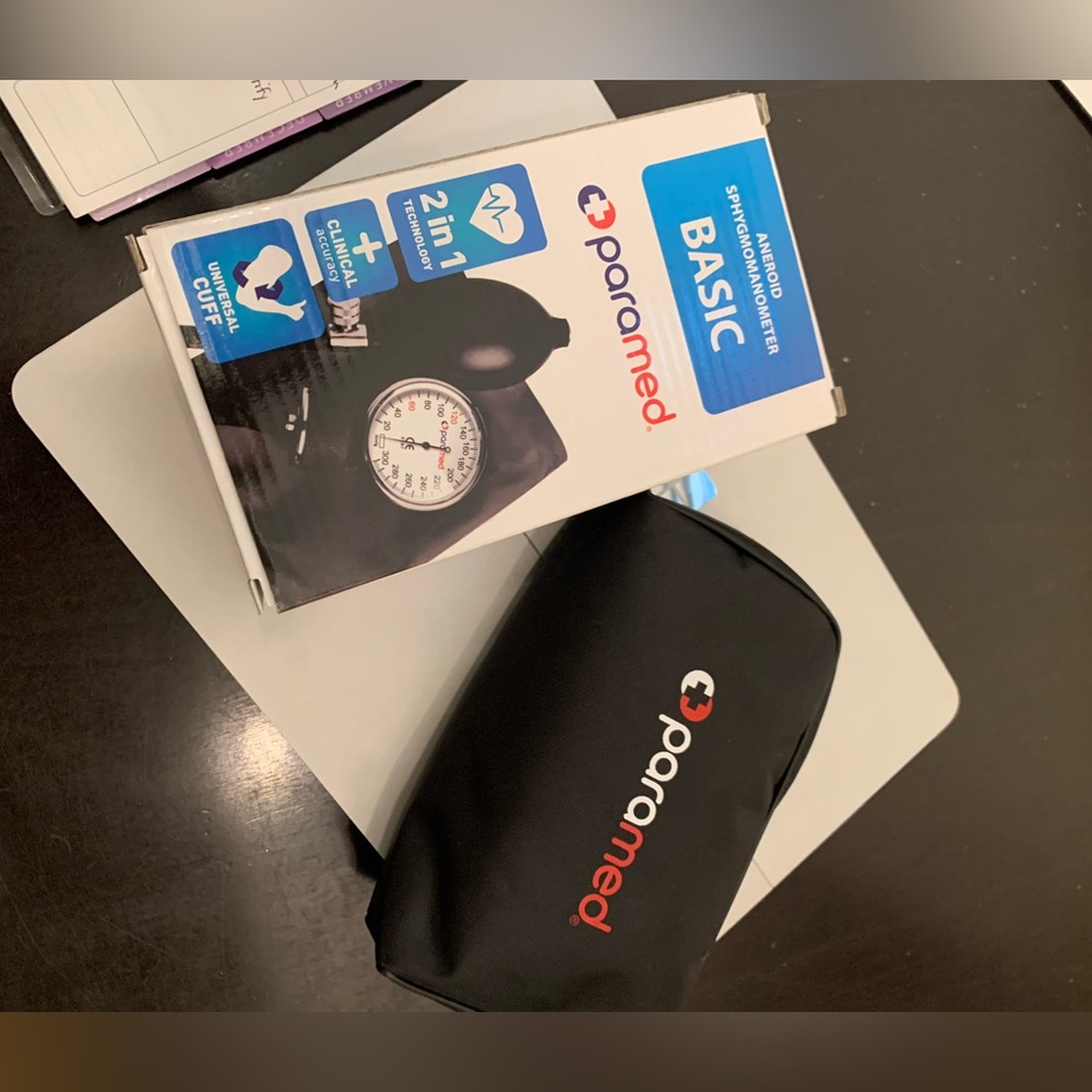 New Paramed Sphygmomanometer.